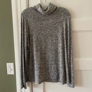 Lou & Grey Turtleneck Long Sleeve Top